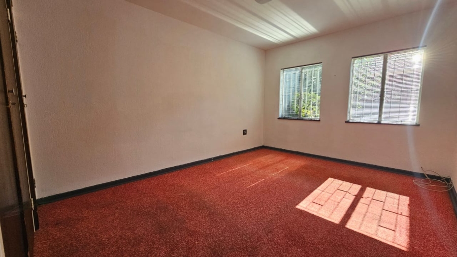 2 Bedroom Property for Sale in Potchefstroom North West